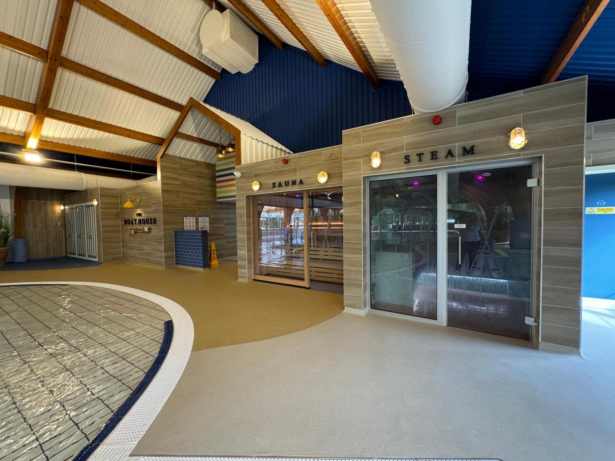 Mallard Corner, Cosy Cotswold Lakeview Lodge South Cerney Exteriér fotografie